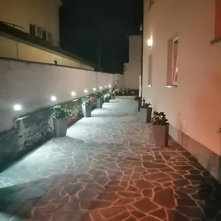 Nona Apartment