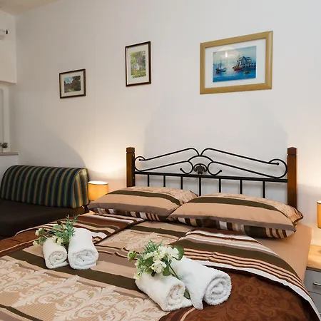 Apartment Nona *