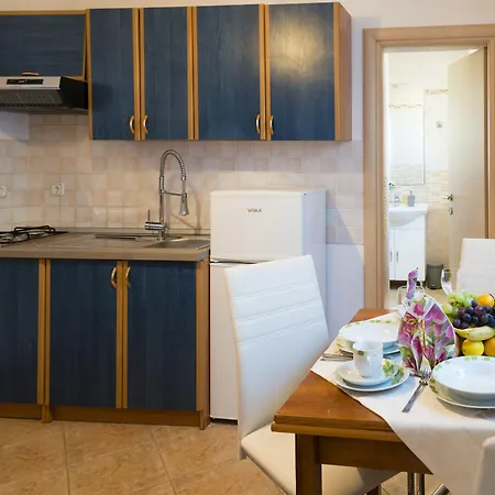 Apartment Nona *