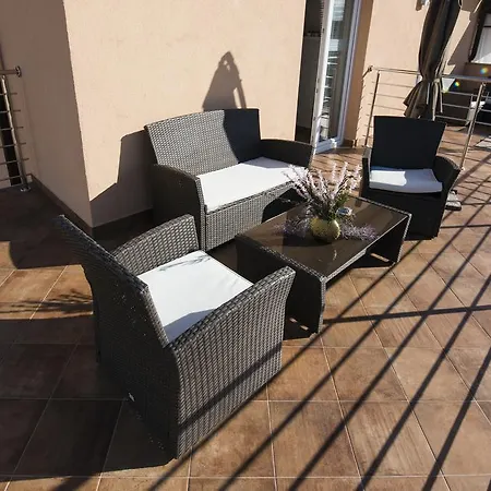 Apartman Nona *